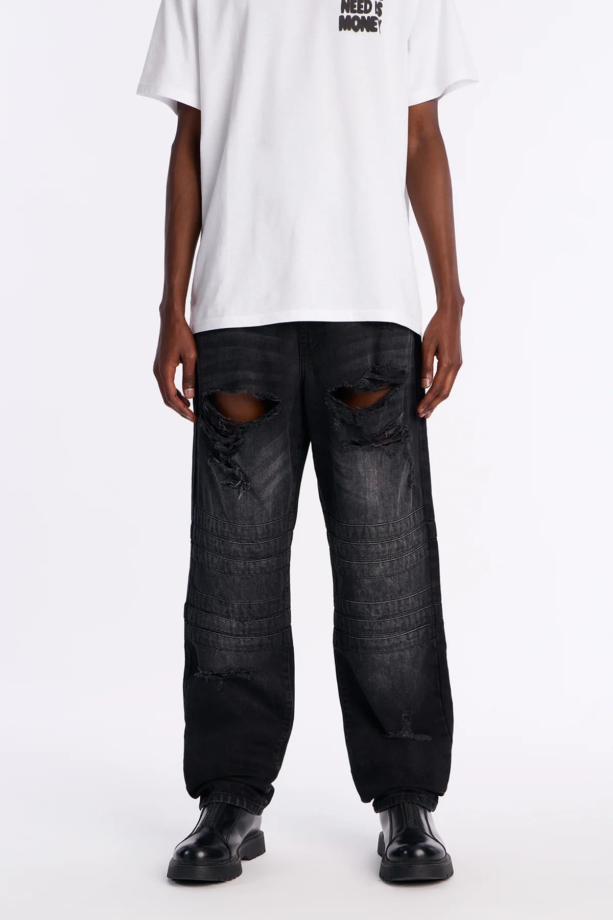 Straight Looked Destroyed Jean - Black Wash