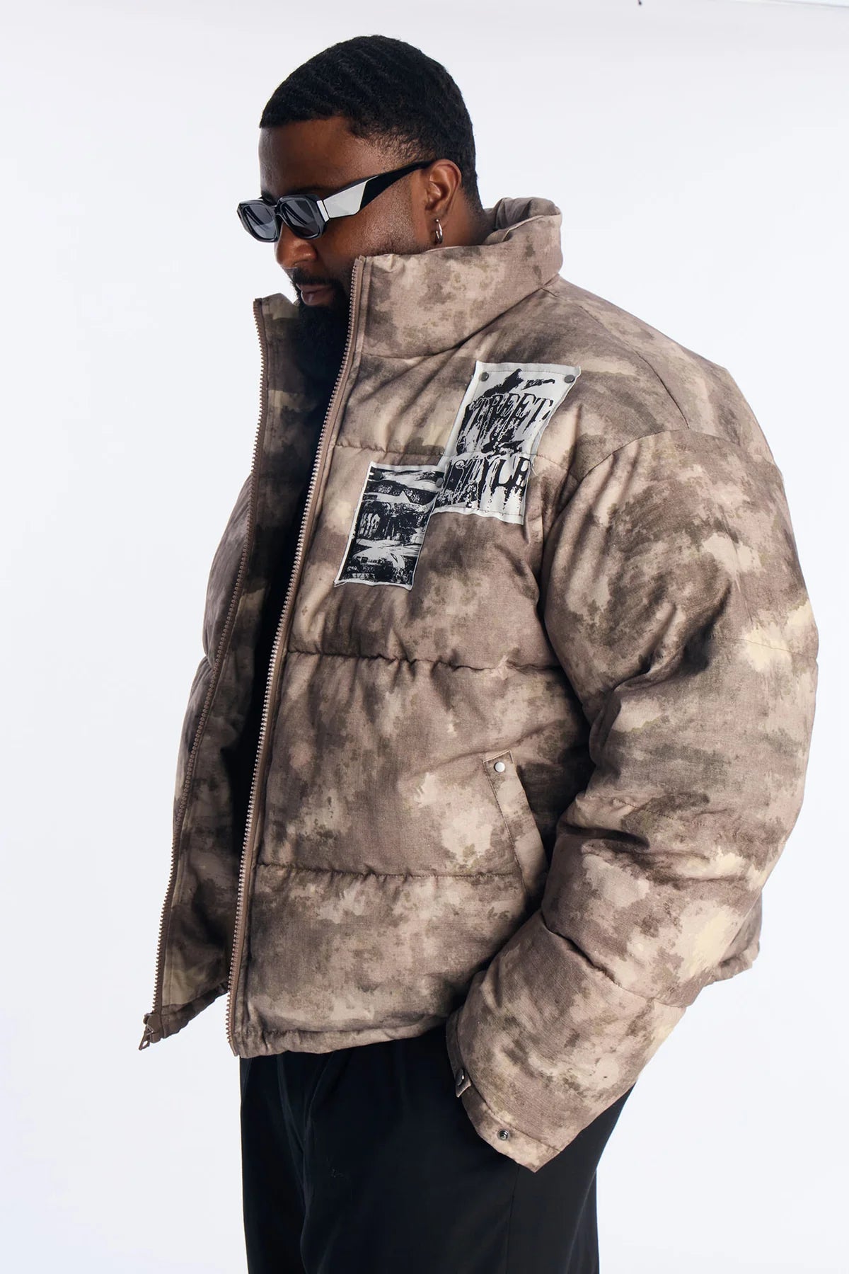 Cropped Camo Rebel Patched Puffer Jacket