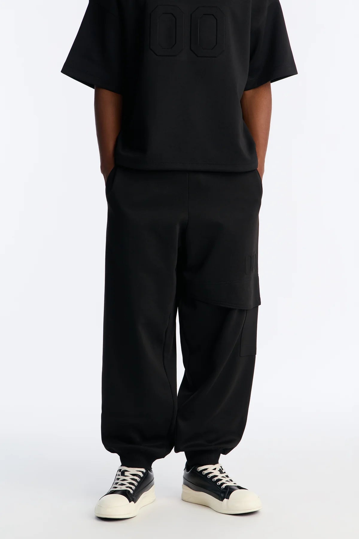 Structured Fleece Embossed Cargo Joggers