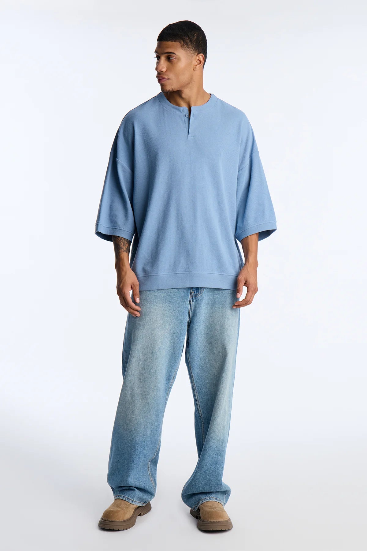 Relaxed Fit Classic Henley